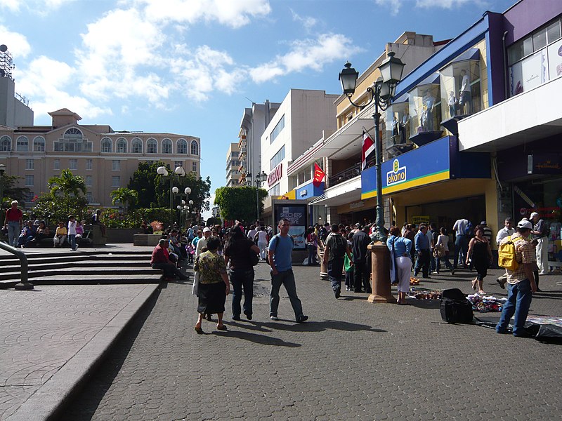 Avenida Central in San José